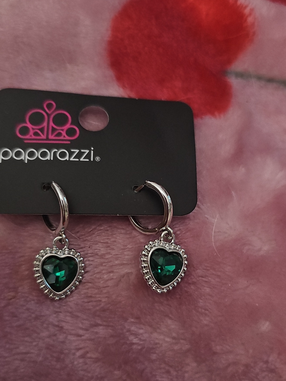 Paparazzi Emerald Heart Hoop Drop Earrings - Green